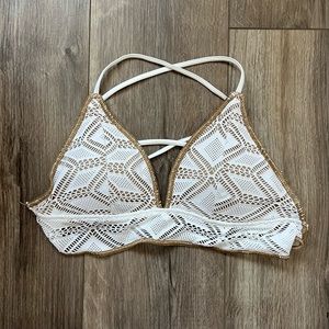Becca swim wanderlust crochet bikini top